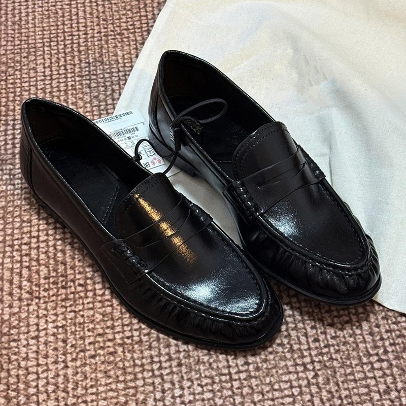 Women's Vintage Ruched Leather Slip-On Loafers with Flat Heel