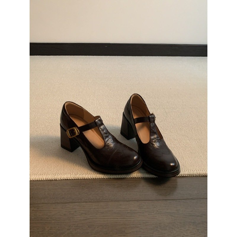 Women's Vintage Leather Mary Jane Pumps with Block Heel and Round Toe