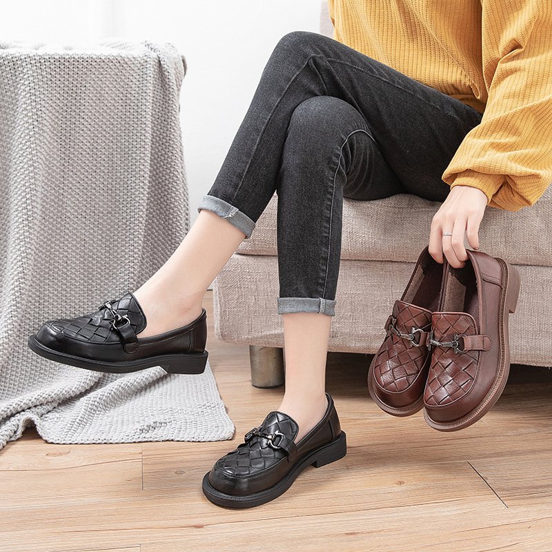 Women’s Retro Woven Leather Mary Jane Flats with Round Toe