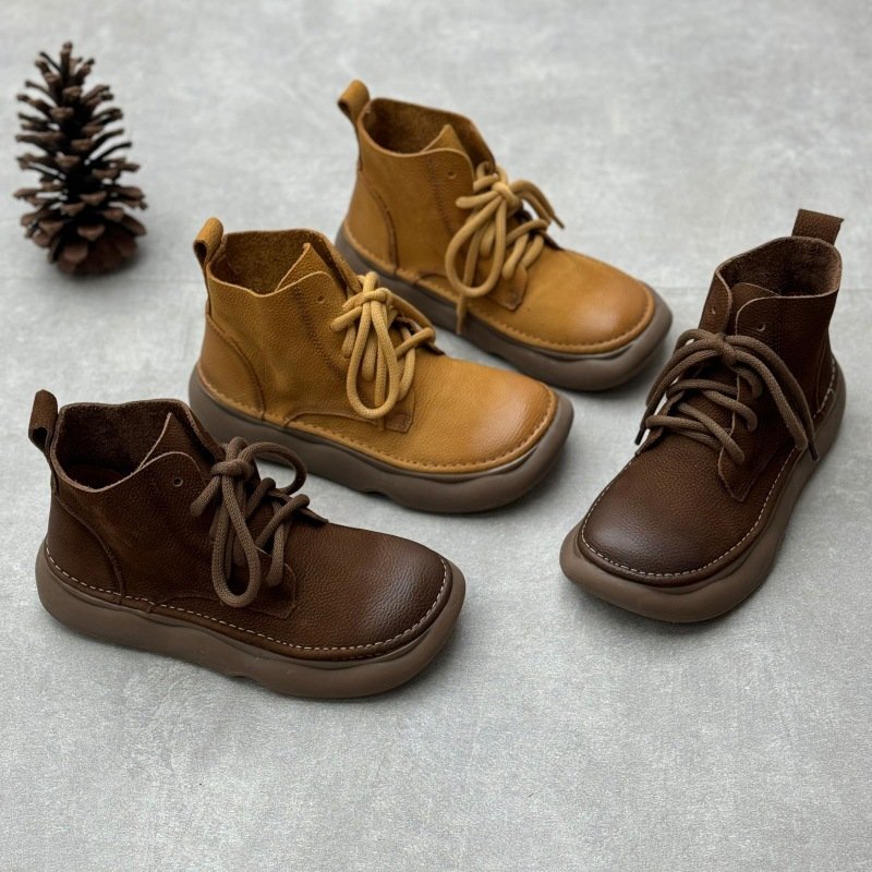 Women’s Retro Wide-Toe Lace-Up Genuine Leather Ankle Boots