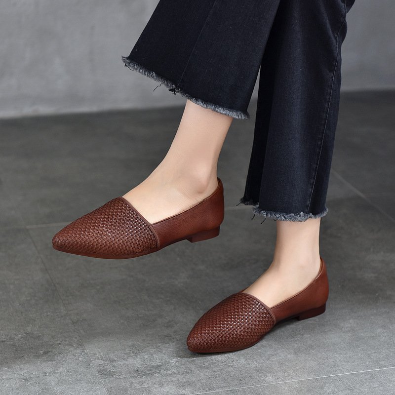 Women’s Pointed Toe Flat Loafers in Genuine Leather with Handwoven Detail