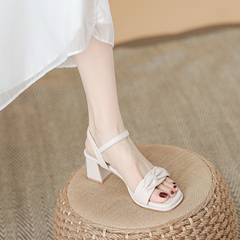 MaiKunmei Women's Square Toe Block Heel Sandals with Twist Knot Vamp and Ankle Strap - 6-8cm Heel